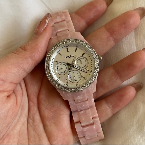 Fossil analog watch - Picture 1 of 2